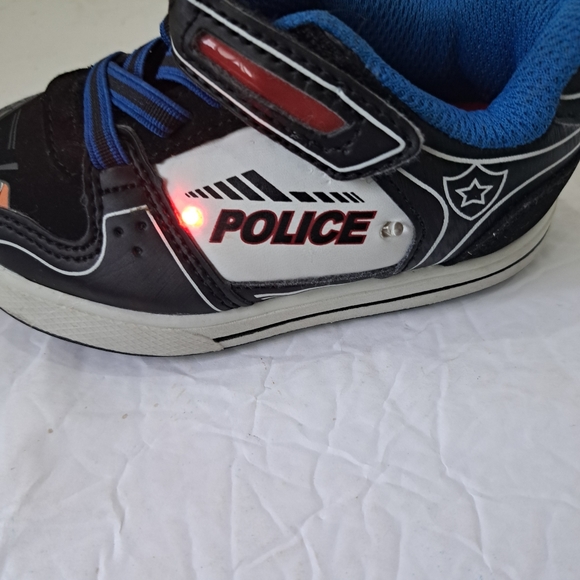 Toddler's Police Light Up Running  Shoes - Picture 11 of 12